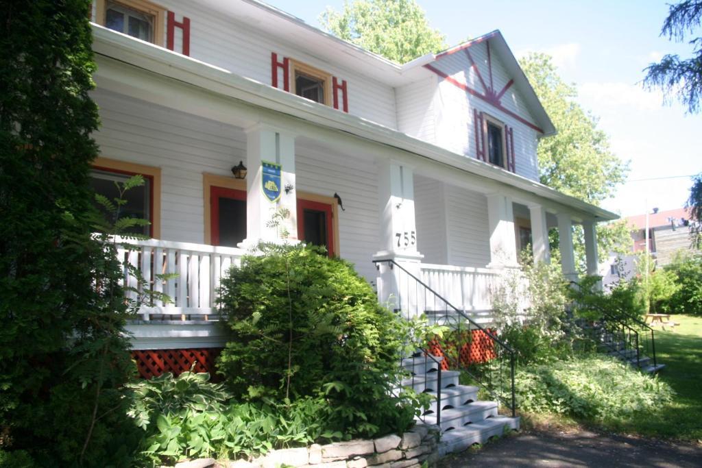 Almatoit Bed & Breakfast Exterior photo